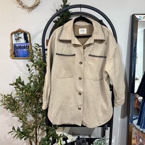 Ashley outerwear Beige Utility Jacket Shacket size large